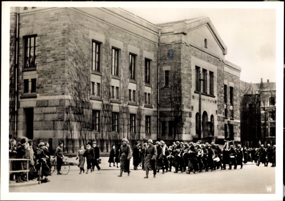Photo German troops enter Oslo, April 1940