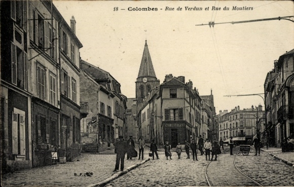 Postcard Colombes Hauts-de-Seine, Rue de Verdun, Rue du Moutiers, city view, old architecture