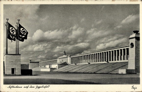 Ak Nürnberg, Reichsparteitagsgelände, Festtribüne auf dem Zeppelinfeld