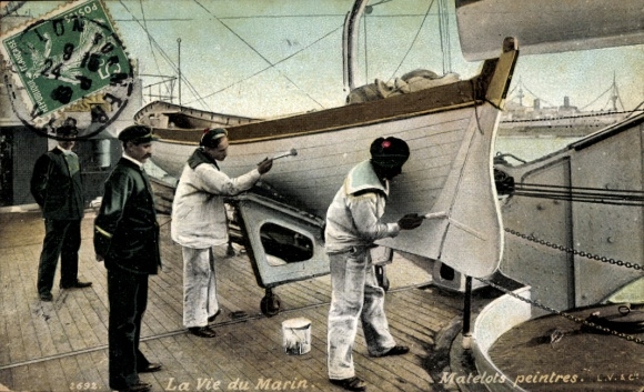 Postcard French sailors paint boat, warship