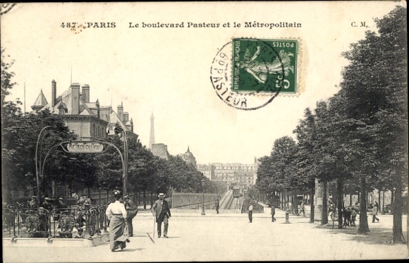 Postcard Paris XI, Boulevard Pasteur and Metropolitan