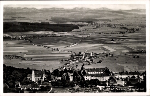 Postcard Leutkirch im Allgäu Baden Württemberg, Zeil Castle, aerial photograph