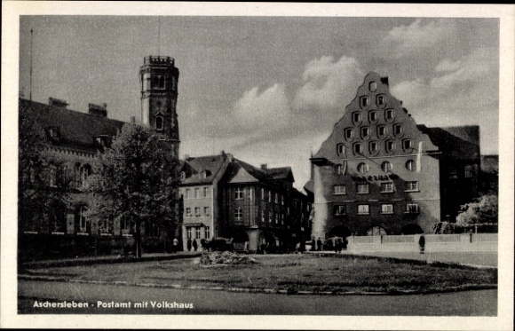 Ak Aschersleben im Salzlandkreis, Postamt, Volkshaus