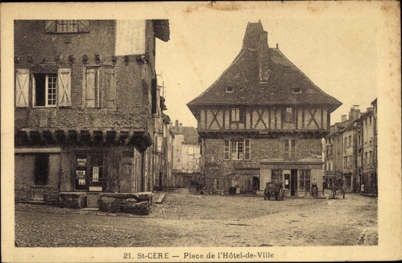 Ak Saint Céré Lot, Place de l'Hotel-de-Ville