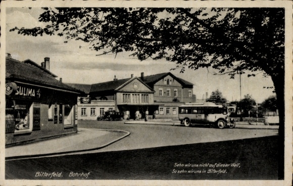 Postcard Bitterfeld in Saxony-Anhalt, train station