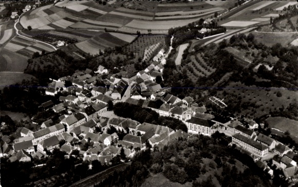 Ak Goldkronach im Fichtelgebirge, Luftaufnahme von   Architektur, ländliche Umgebung
