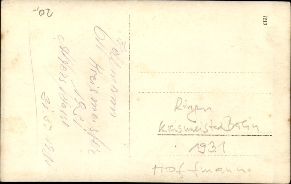 Photo Postcard Ringer Hoffmann, District Master Berlin 1931, medals