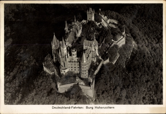 Photo Zimmer Bisingen in the Zollernalb district, Hohenzollern Castle, aerial photo, Zeppelin world trips