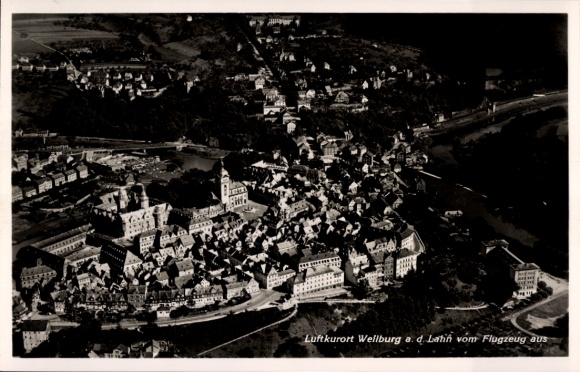 Ak Weilburg an der Lahn Hessen, Fliegeraufnahme