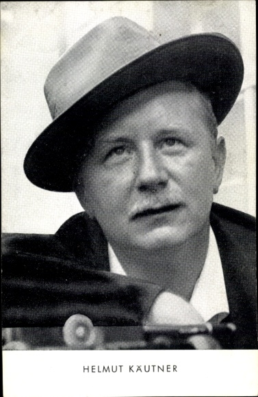 Postcard actor and director Helmut Käutner, portrait, hat