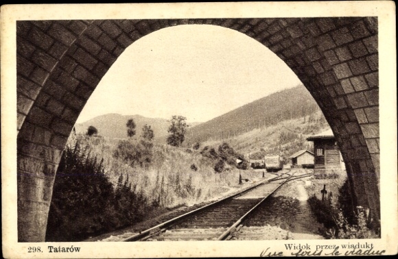 Postcard Tatarow Ukraine, railway tracks, viaduct