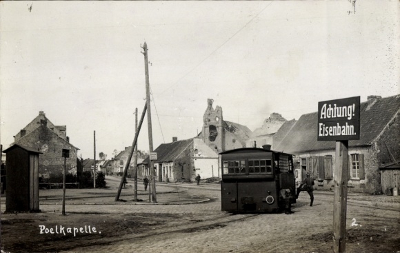 Photo Postcard Poelkapelle West Flanders, village with railway, war damage, I WK