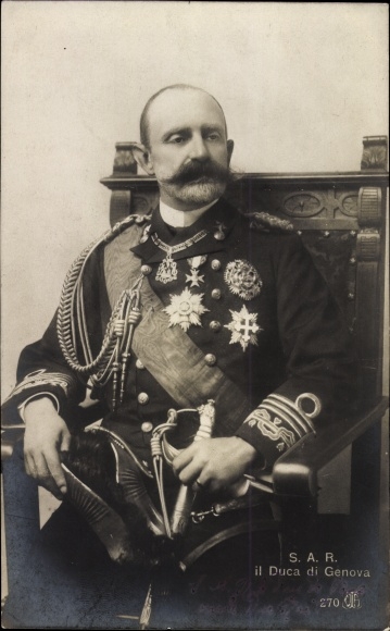 Postcard Tommaso Alberto Vittorio of Savoy-Genoa, Adel Italien, portrait in Uniform, Orden