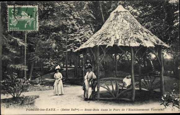 Ak Forges les Eaux Seine Maritime, Sous Bois in het Thermal Establishment Park