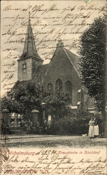 Ak Hamburg Wilhelmsburg Kirchdorf, Kreuzkirche in Kirchdorf, twee vrouwen, historische architectuur