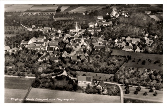Postcard Ringingen (Kreis Ehingen) Erbach in Württemberg, aerial photograph