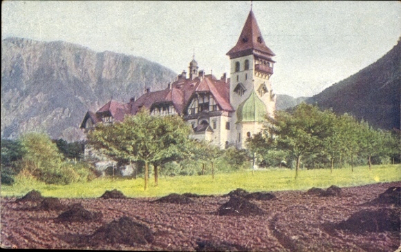 Postcard Klagenfurt am Wörthersee Carinthia, castle-like building, mountain landscape, trees, meadow