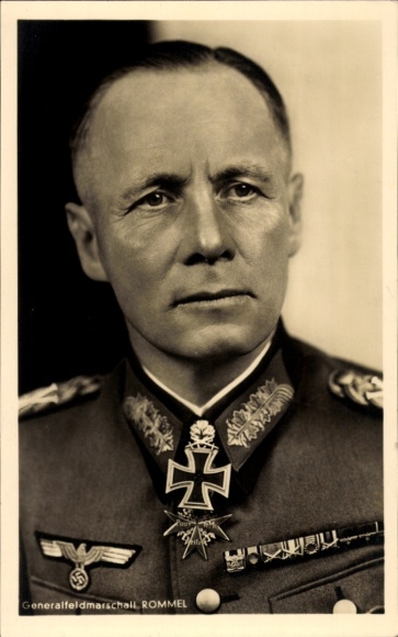 Ak Generalfeldmarschall Erwin Rommel, Ritterkreuzträger, Eichenlaub m. Schwertern u. Brillanten
