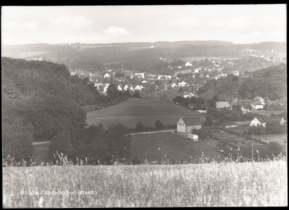 7 glass negatives Sprockhövel in the Ruhr area, church, general view, street