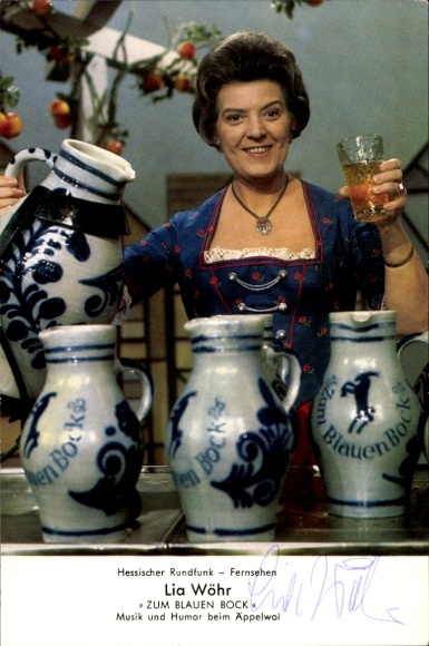 Postcard actress Lia Wöhr, portrait, Zum blauen Bock, music and humor at Äppelwoi, autograph