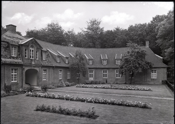 7 glass negative Sögel in Emsland, park, kindergarten, general view