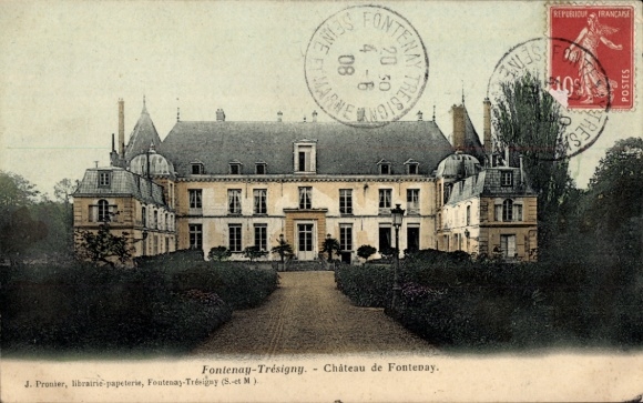 Ak Fontenay en Brie Fontenay-Trésigny Seine et Marne, Château de Fontenay, r-gebouw, omgeven door gar