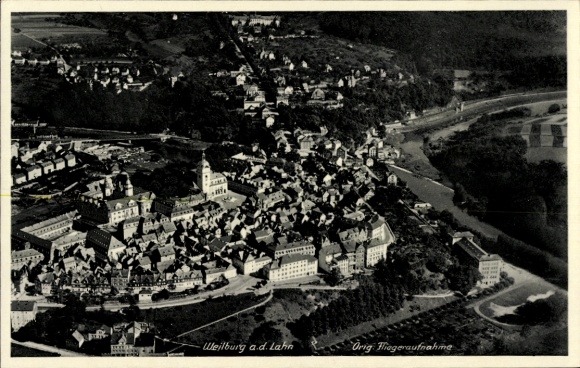 Ak Weilburg an der Lahn Hessen, Fliegeraufnahme