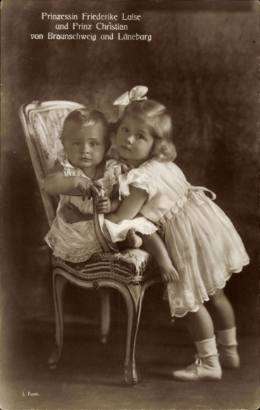 Postcard Princess Friederike Luise and Prince Christian of Braunschweig and Lüneburg