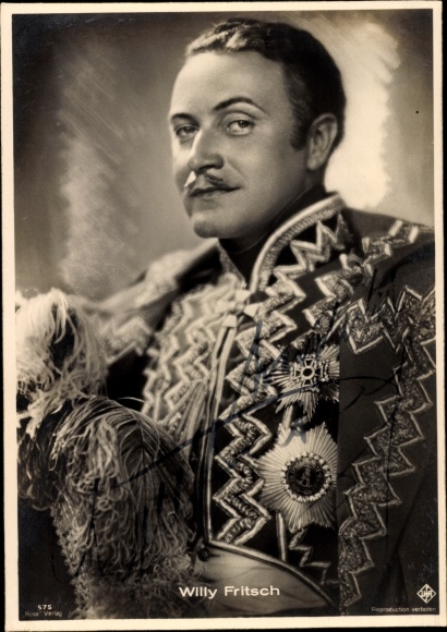 Ak Schauspieler Willy Fritsch, Portrait, Uniform, Filmkostüm, Autogramm