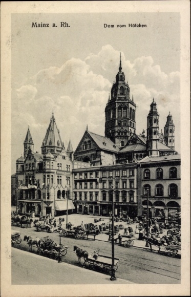 Ak Mainz am Rhein, Dom vom Höfchen,  Gebäude, Straßenverkehr, Pferdefuhrwerke