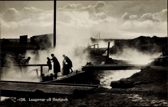 KP Reykjavík Islandia, Laugarnar