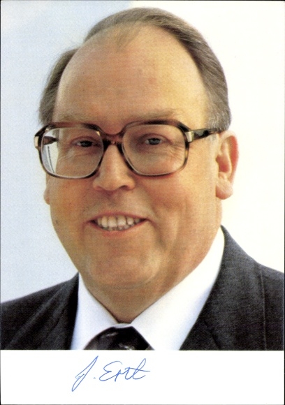 Postcard politician Josef Ertl, Federal Minister of Food, Agriculture and Forestry, autograph