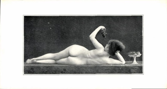 Art Nouveau Album "WITHOUT FASHION" 20 FEMALE NUDE STUDIES FROM NATURE IN HELIOGRAVURE FOR ARTISTS