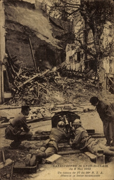 AK Saint Clair Lyon Rhône, disaster 8 May 1932, 37-machine of the 99th RIA