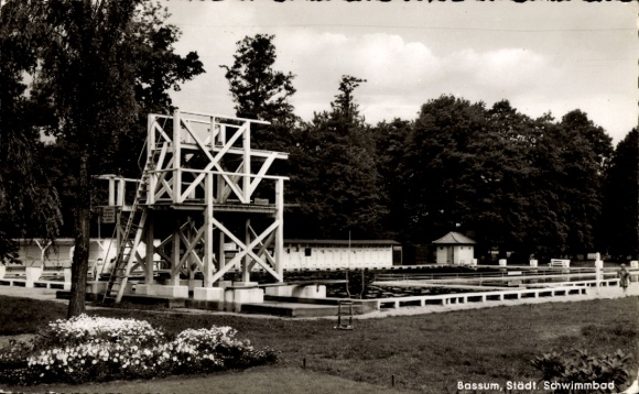KP Bassum w Dolnej Saksonii, widok na basen
