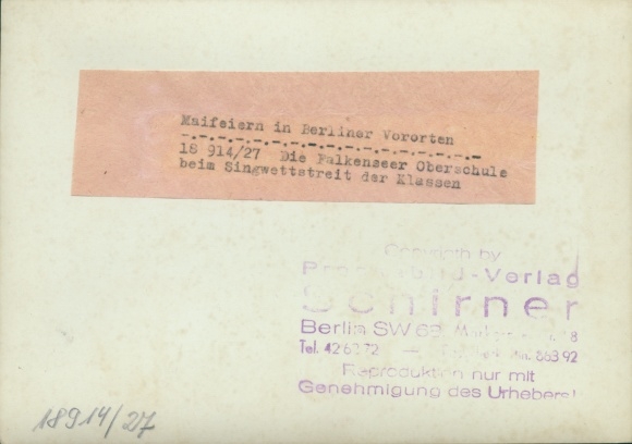 Fot. Schirner Berlin, Falkensee w Havelland, uroczystość 1 maja, liceum na konkursie śpiewu klas