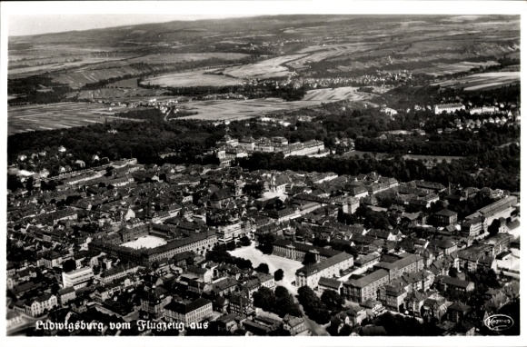 Ak Ludwigsburg in Württemberg, Fliegeraufnahme