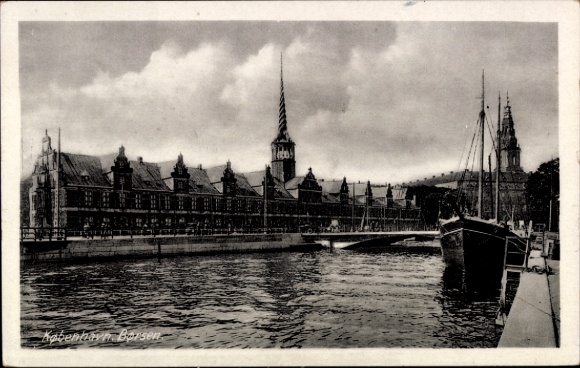 KP København Kopenhaga Dania, Kobenhavn Bersen, widok na port, budynek, woda, łódź