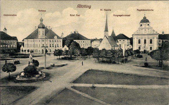Ak Altötting in Oberbayern, Vorderansicht von  Rathaus, Magdalenenkirche, Brunnen