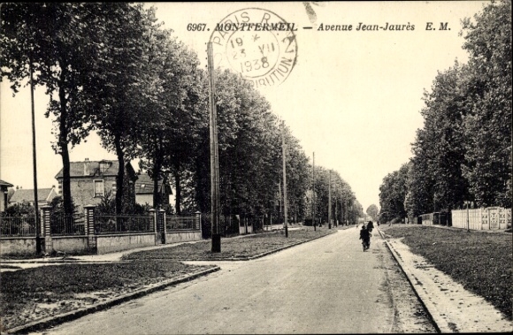 Ak Montfermeil Seine Saint Denis, Avenue Jean-Jaurès, Straße, Bäume, Fußgänger, Häuser