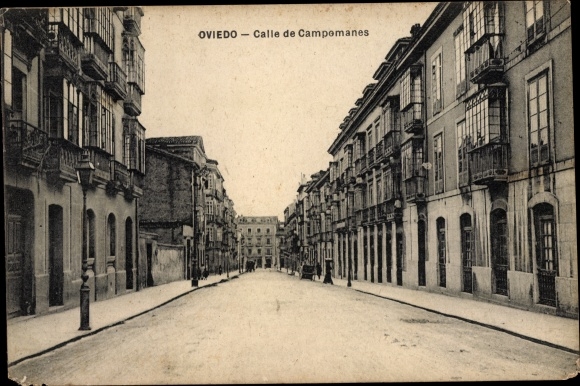 Ak Oviedo Asturië Spanje, Calle de Campomanes