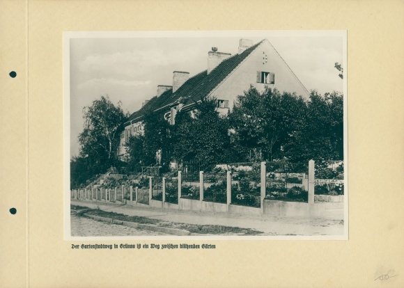 Photo Berlin Treptow Bohnsdorf, row houses, settlement Falkenberg, savings and construction association