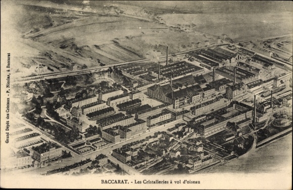 Ak Baccarat Lothringen Meurthe et Moselle, Les Cristalleries a vol d'oiseau, Kristallwarenfabrik