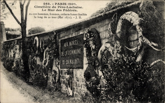 Ak Paris XX Ménilmontant, Cimetière du Père-Lachaise, Le Mur des Fédérés, Gedenktafel, 20.000 Tot