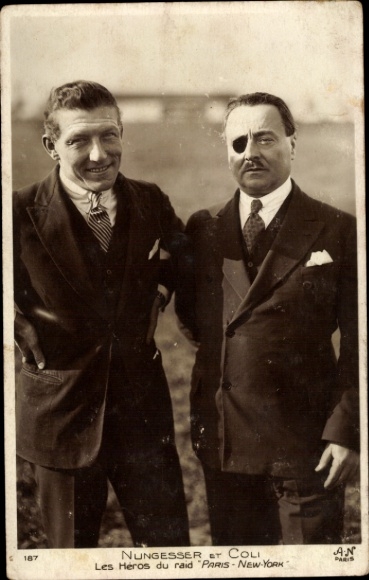 Postcard Nungesser et Coli, Les Héros du Raid Paris-New York, pilots