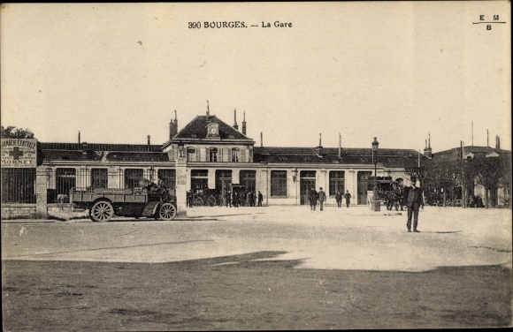 Postcard Bourges Cher, La Gare