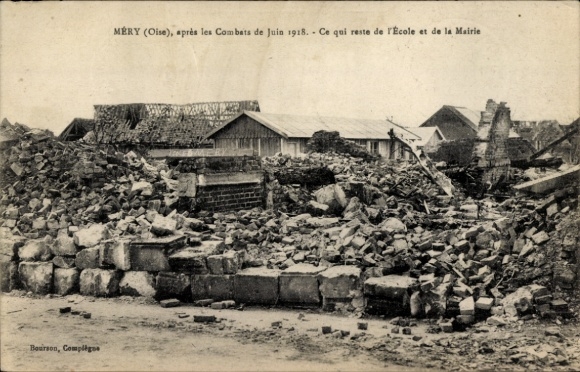 Ak Méry sur Oise Val d’Oise, Ecole, Mairie, Apres les Combats