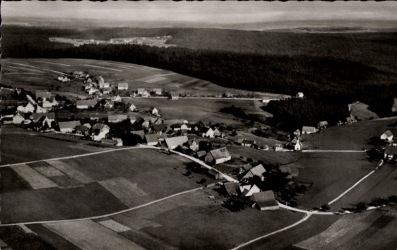 Ak Besenfeld Seewald im Schwarzwald, Blick auf den Ort mit Umgebung