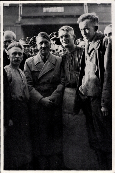 Collective picture Adolf Hitler with the workers in Siemensstadt, collective work 15 picture 82