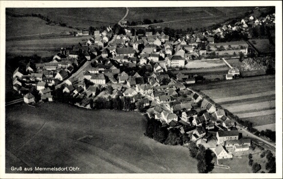 Postcard Memmelsdorf in Upper Franconia, aerial view of the village, many houses, fields, transport links